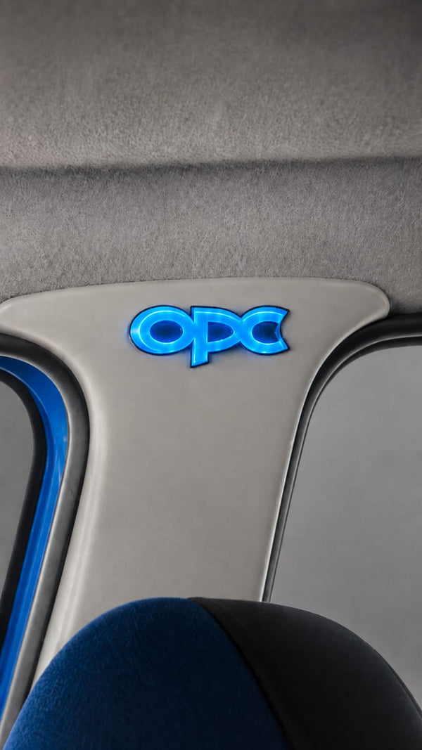 Opel OPC Işıklı Aksesuar