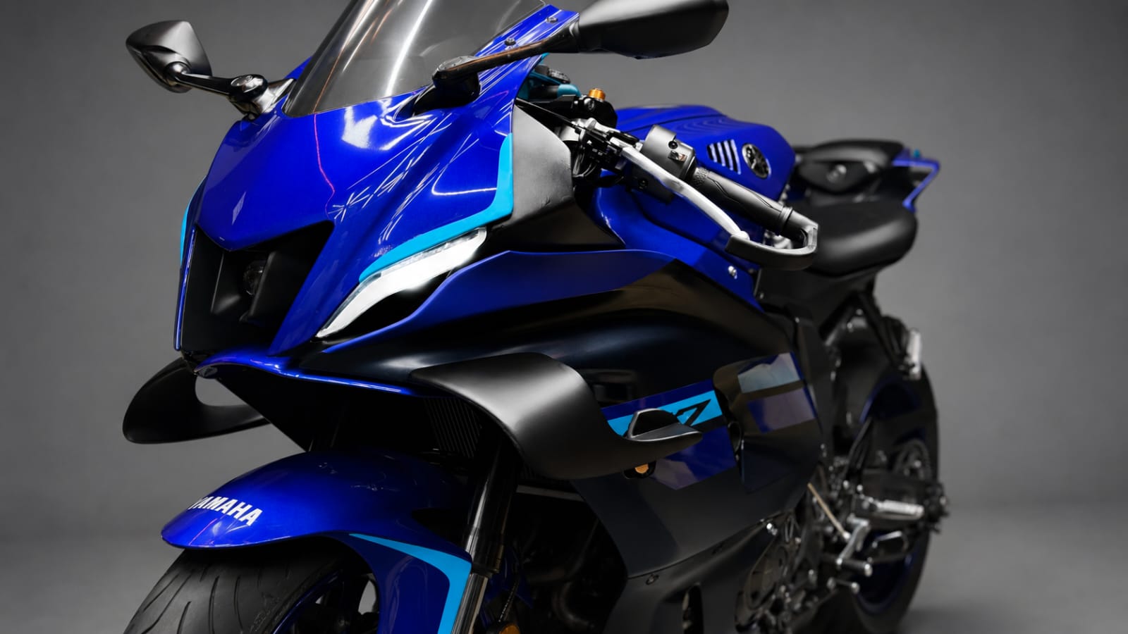 Yamaha R7 Winglet